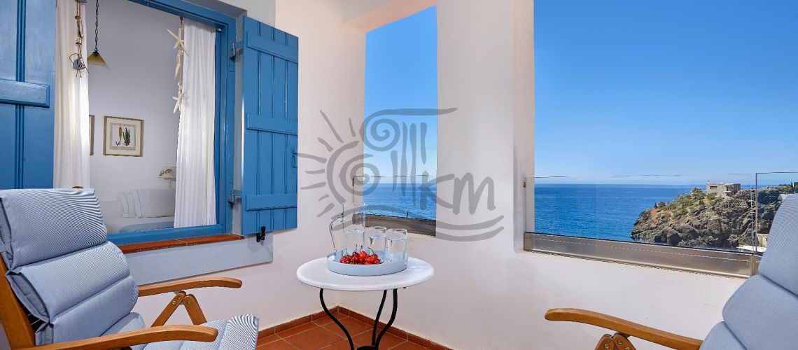 Ηράκλειο Νότια Παράλια . Πωλείται βίλα 155 τμ πλήρως επιπλωμένη δίπλα στην θάλασσα property first image