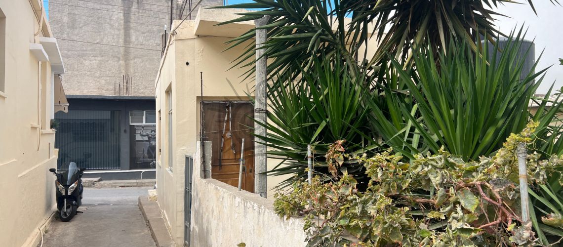 property first image
